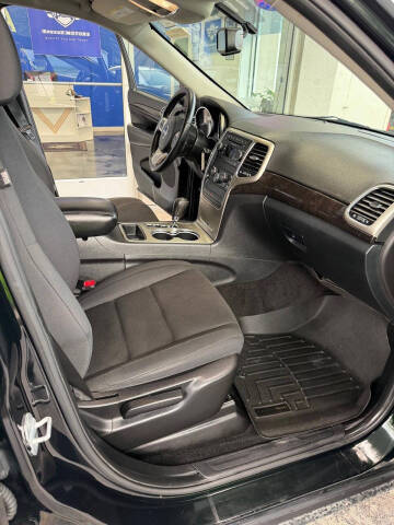 2012 Jeep Grand Cherokee Laredo