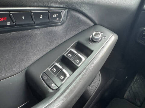 2015 Audi Q5 2.0T quattro Premium Plus