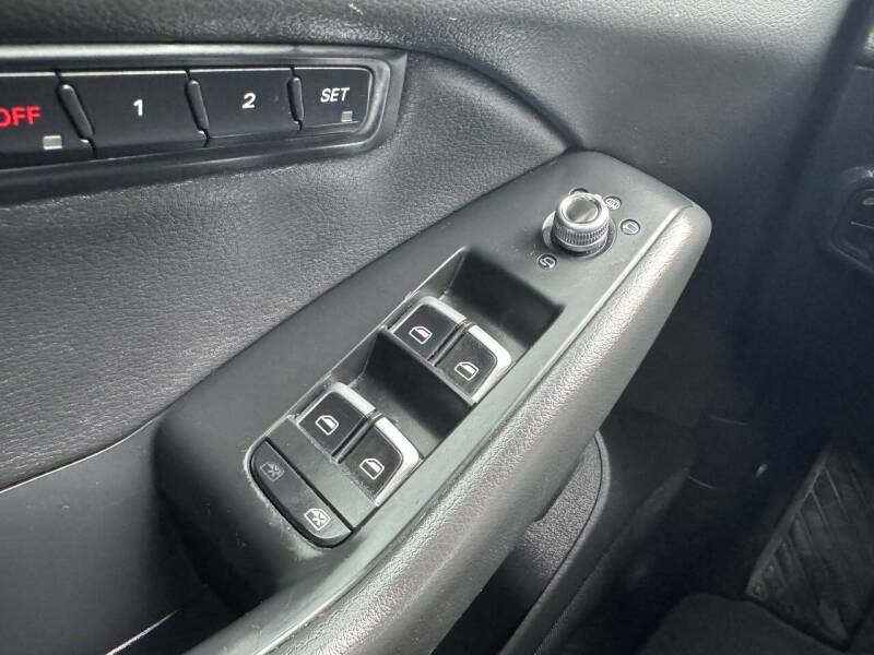 2015 Audi Q5 2.0T quattro Premium Plus