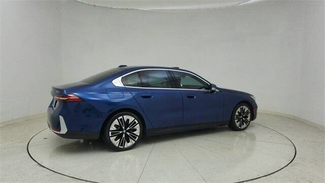 2026 BMW 5 Series 530i