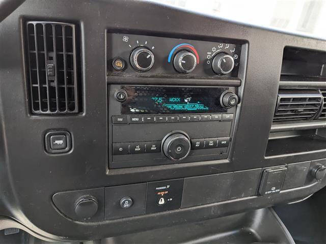 2024 GMC Savana 2500