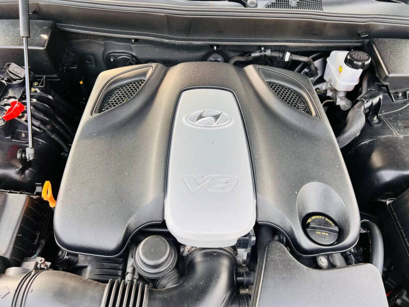 2011 Hyundai Genesis 4.6L V8