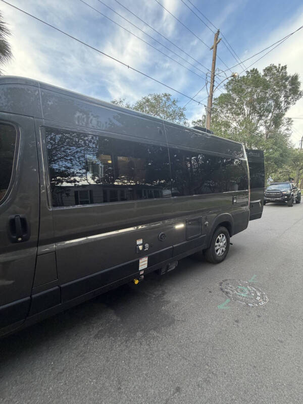 2024 Thor Motor Coach Dazzle