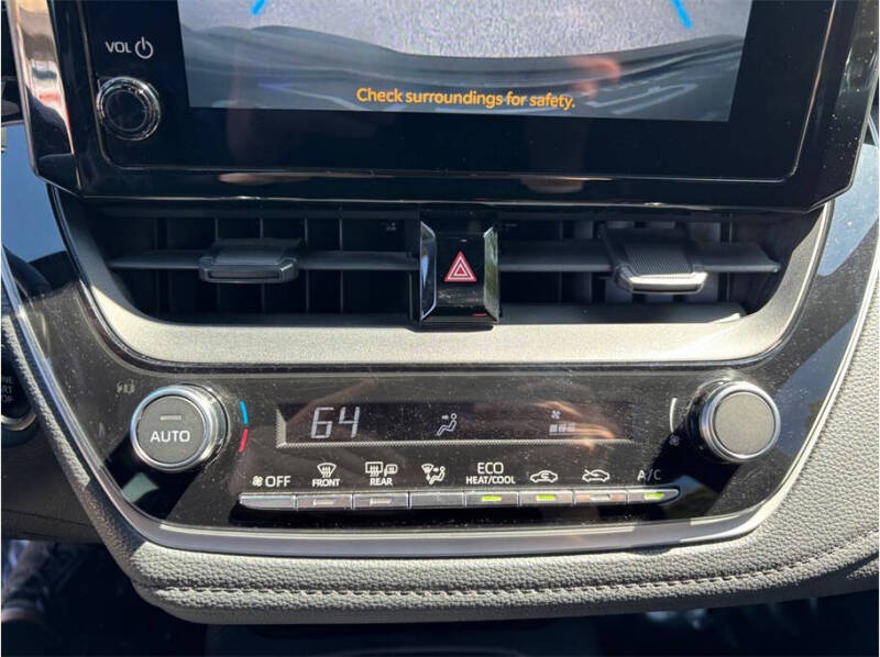 2023 Toyota Corolla SE