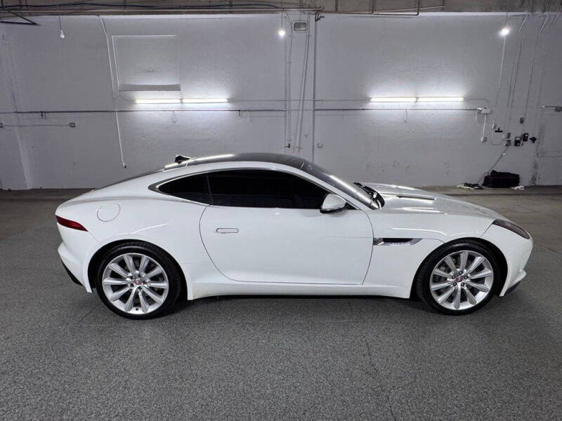 2017 Jaguar F-TYPE Premium