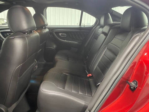 2016 Ford Taurus SHO