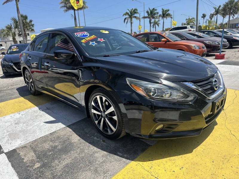 Used 2016 Nissan Altima SR with VIN 1N4AL3AP3GC268239 for sale in Melbourne, FL