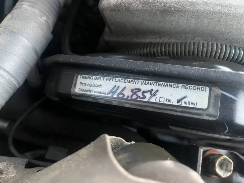 1998 Toyota Camry LE photo 12