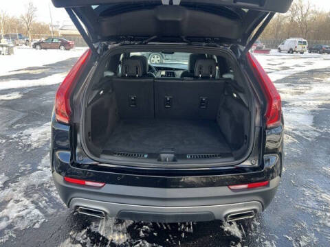 2022 Cadillac XT4 Premium Luxury