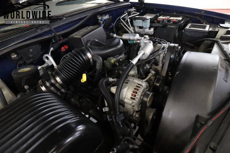 1996 Chevrolet Suburban K2500