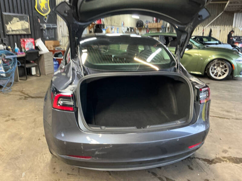 2020 Tesla Model 3 Standard Range Plus