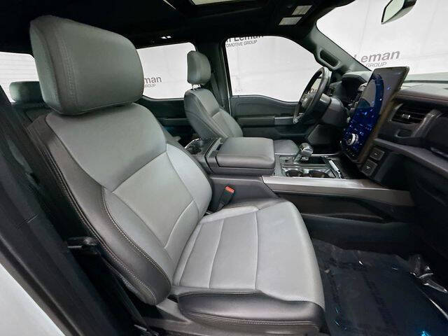 2023 Ford F-150 Lightning Lariat