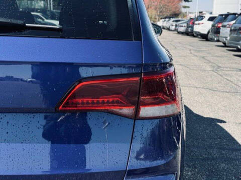 2023 Volkswagen Taos SE