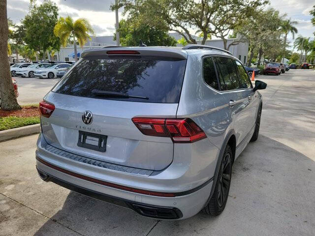 2023 Volkswagen Tiguan SE R-Line Black