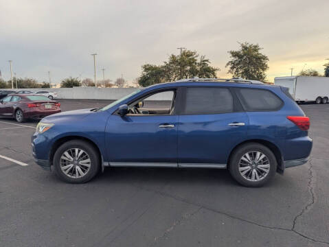 2018 Nissan Pathfinder SV