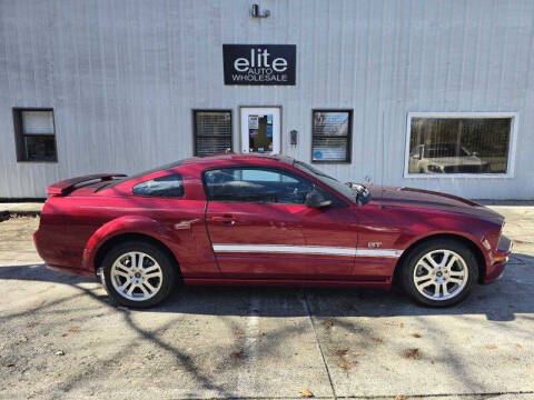 2005 Ford Mustang GT Premium
