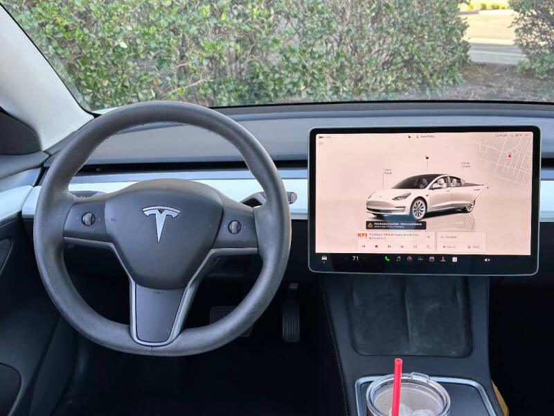 2022 Tesla Model 3 Base photo 3