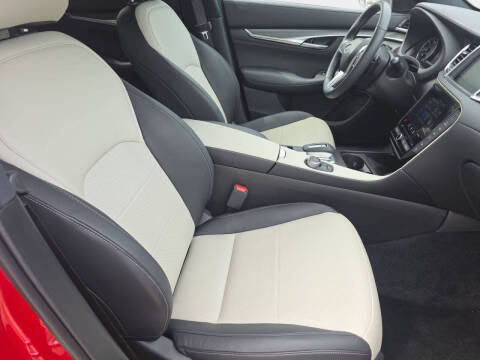 2025 Infiniti QX55 Essential