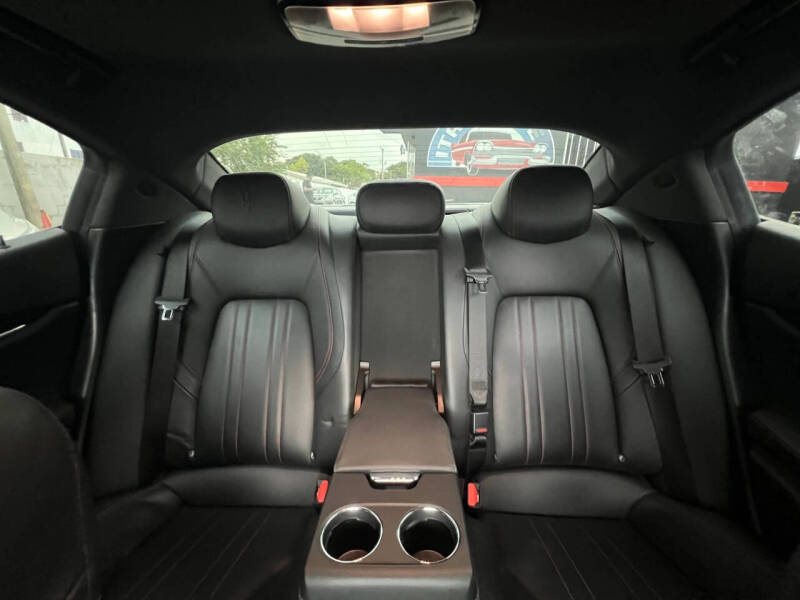 2017 Maserati Ghibli S Q4