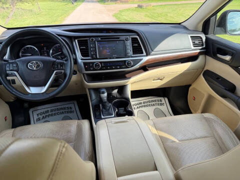 2016 Toyota Highlander