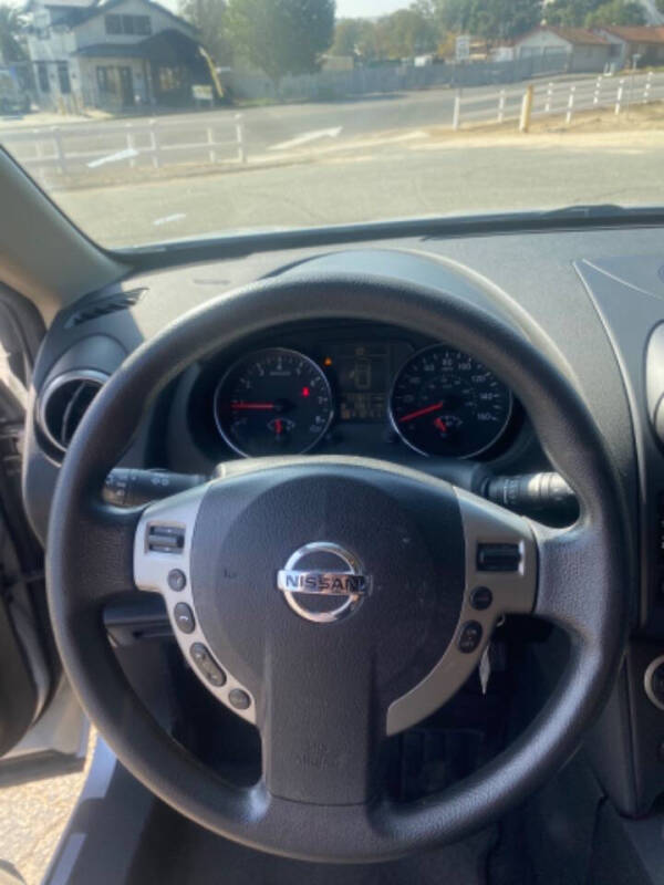 2014 Nissan Rogue Select S