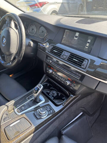 2011 BMW 5 Series 535i