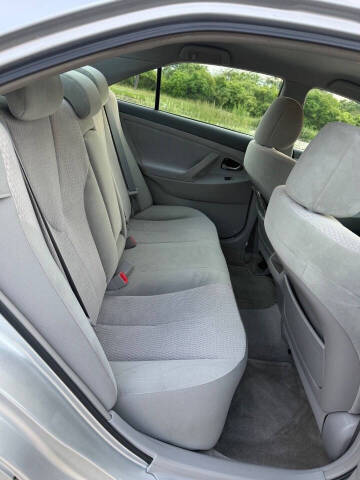 2010 Toyota Camry LE