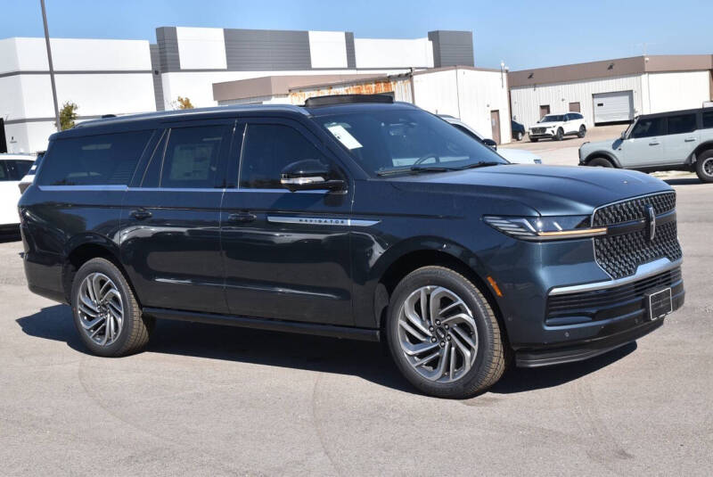 2025 Lincoln Navigator L Reserve