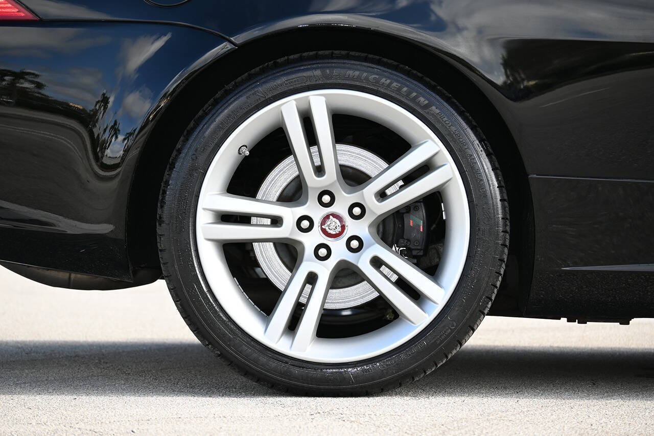 2007 Jaguar XK-Series 35