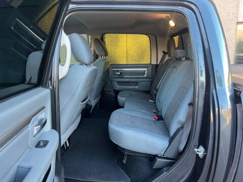 2017 RAM 1500 Big Horn