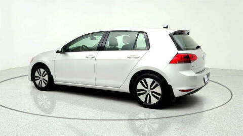 2016 Volkswagen e-Golf SE