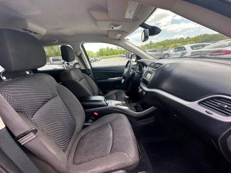 2019 Dodge Journey SE
