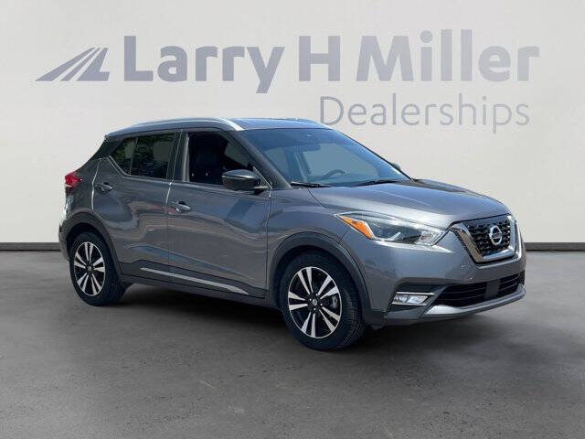 2020 Nissan Kicks SR