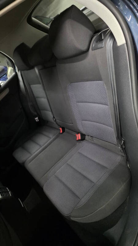 2013 Volkswagen Golf 2.5L PZEV