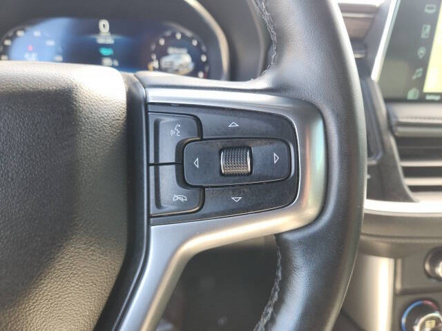 2024 Chevrolet Suburban LT