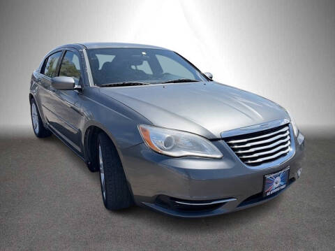 2013 Chrysler 200 Touring