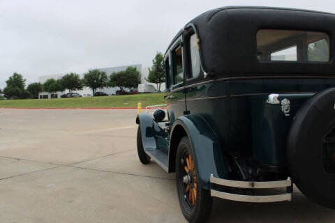 1927 Oldsmobile Sedan
