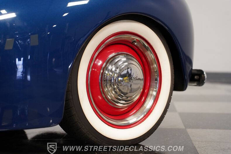 1940 Ford Deluxe