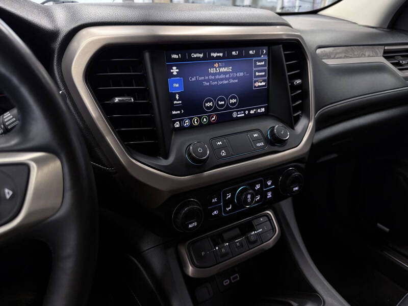 2021 GMC Acadia Denali