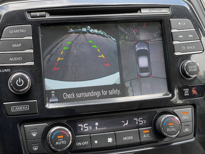 2017 Nissan Maxima Platinum