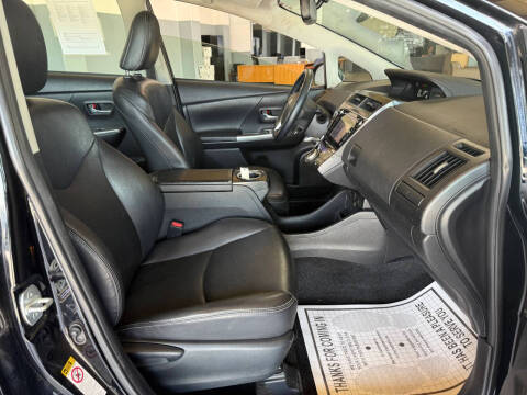 2016 Toyota Prius v