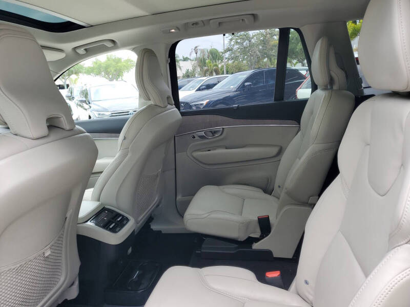 2024 Volvo XC90 B6 Ultimate Bright Theme 6P