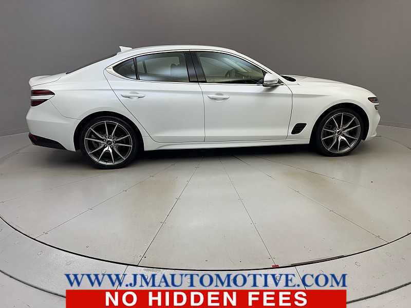2023 Genesis G70