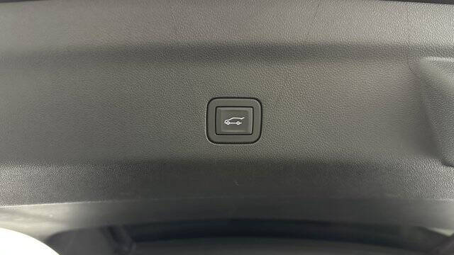 2024 GMC Yukon XL Denali Ultimate