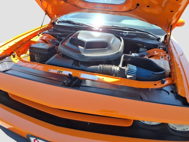 2014 Dodge Challenger R/T Shaker Package