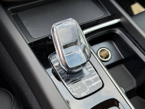2026 Volvo XC60 B5 Core
