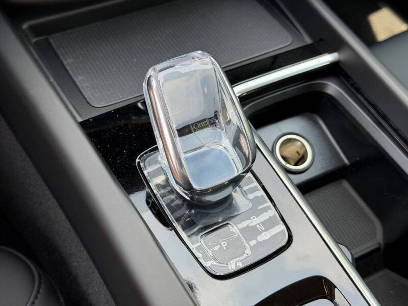 2026 Volvo XC60 B5 Core