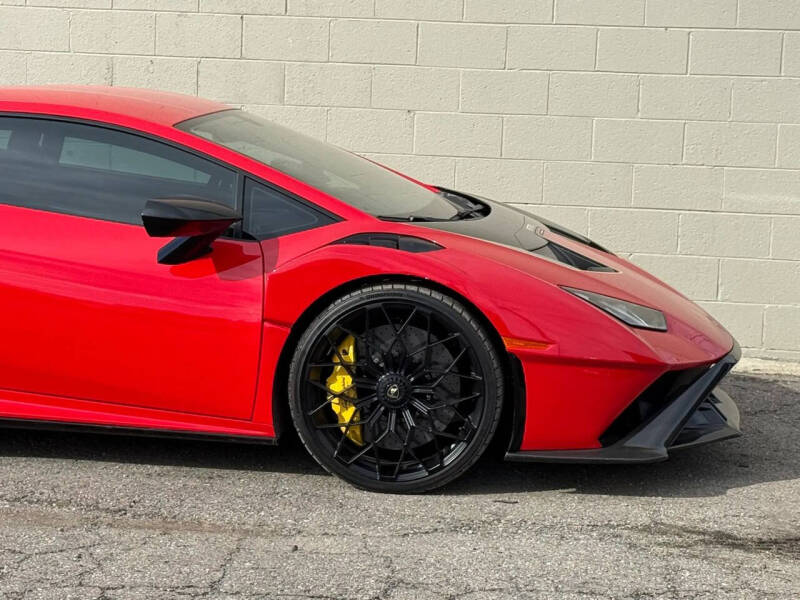 2022 Lamborghini Huracan STO