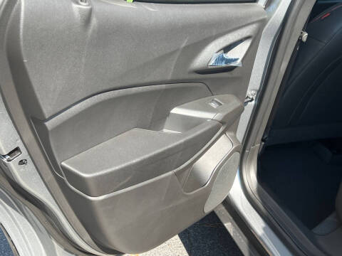 2025 Chevrolet Trax RS