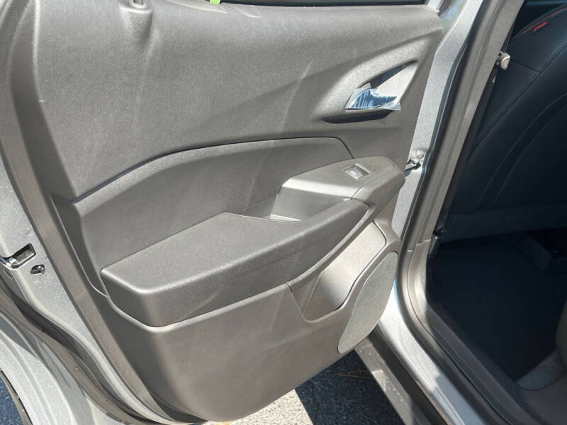 2025 Chevrolet Trax RS